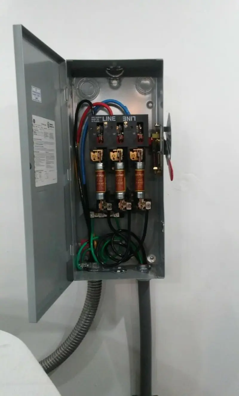 Three-phase disconnect switch installed for Electrical Wiring & Rewiring in Nassau